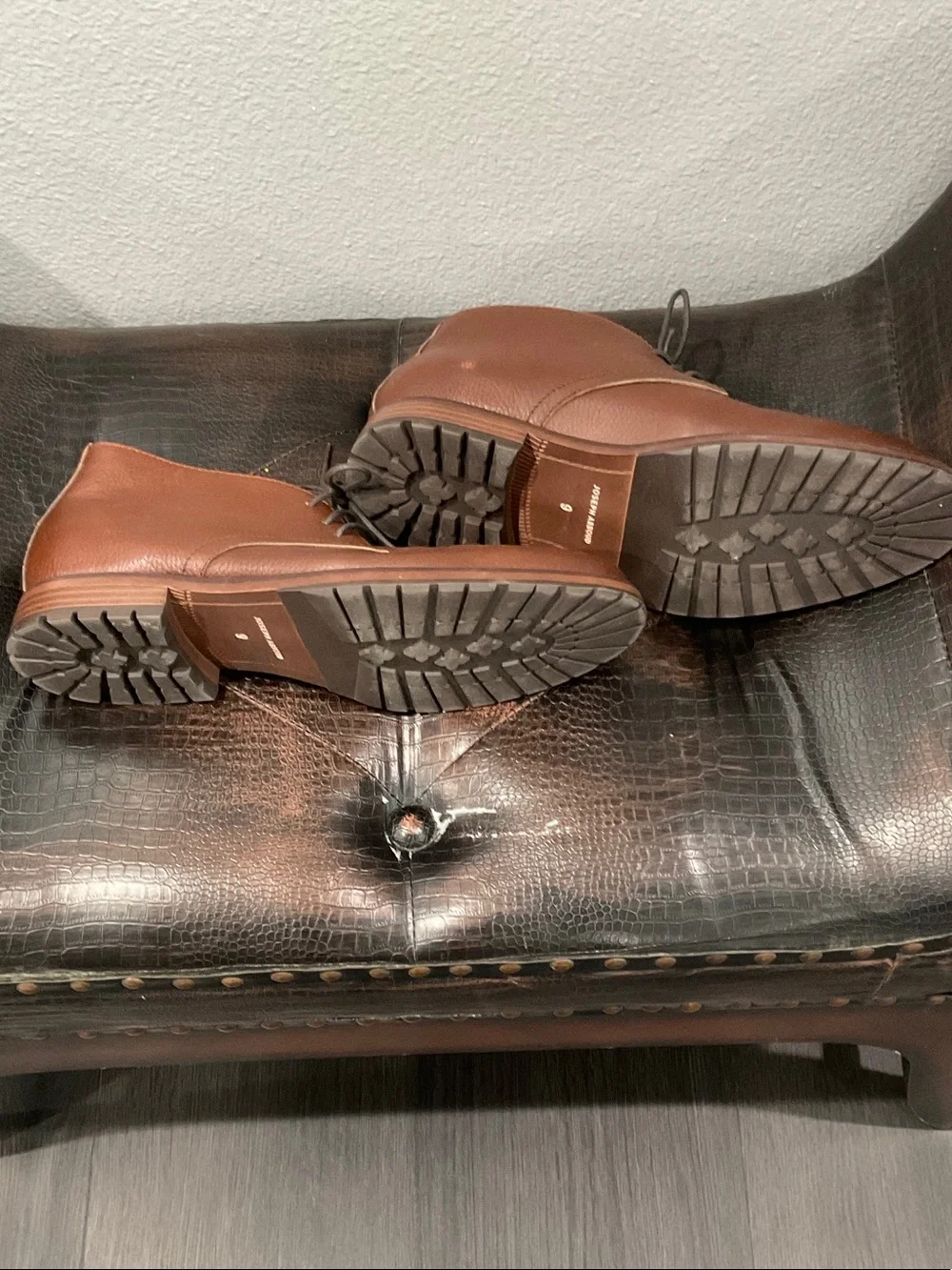Men's Brown Leather Lace-Up Chukka Boots